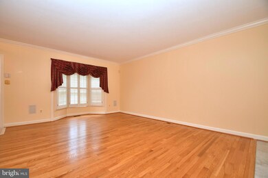 684 Budleigh Cir, Lutherville Timonium, MD 21093 - photo 4