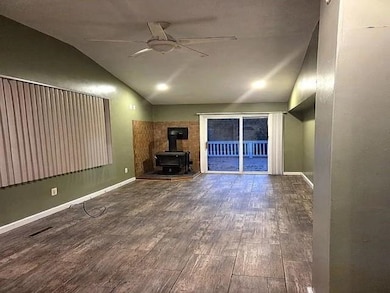 6 Hilda Ave, Derry, NH 03038 - photo 2