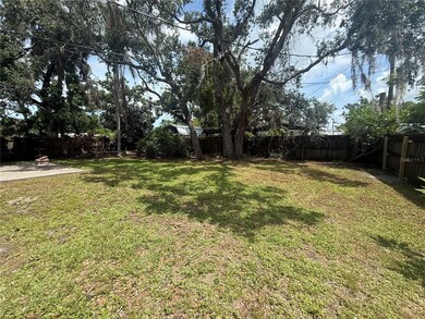 3135 Alta Vista St, Sarasota, FL 34237 - photo 4