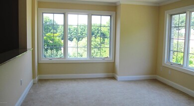 2 Homestead Ln unit 313, Greenwich, CT 06831 - photo 7