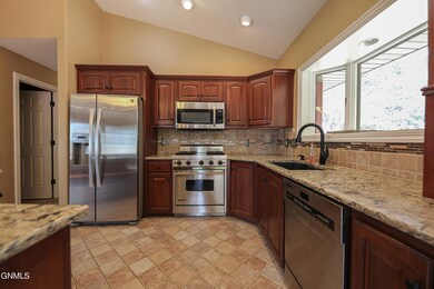 128 Cherry Lane-06