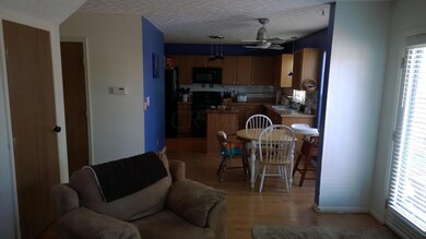 5372 Cherry Bud Ct, Columbus, OH 43228 - photo 3