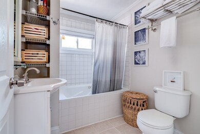 9 P St unit 3, Boston, MA 02127 - photo 5