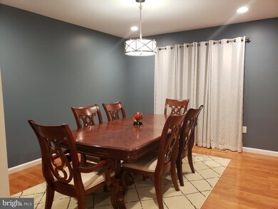 7 Steel Ct, Newark, DE 19702 - photo 3