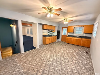 707 Edgewood Dr, Quincy, IL 62301 - photo 5