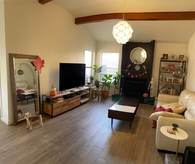 512E893A-6D18-40C9-B787-D2DB9A14ECD2