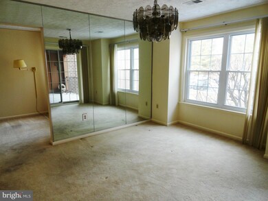 17 Friendswood Ct unit B, Baltimore, MD 21209 - photo 4
