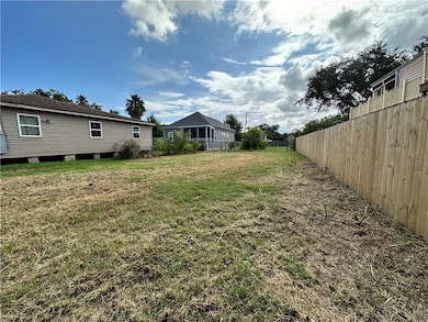 6017 Warrington Dr, New Orleans, LA 70122 - photo 5