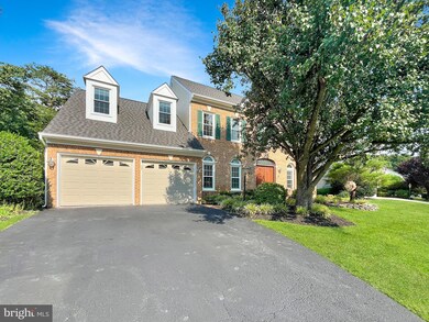 7803 Valleyfield Dr, Springfield, VA 22153 - photo 3