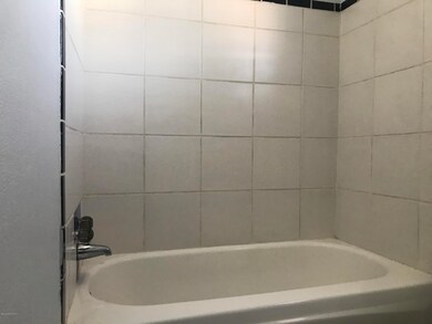 1803 Cleveland Ave unit B, Anchorage, AK 99517 - photo 6