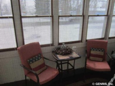 Porch - Screened