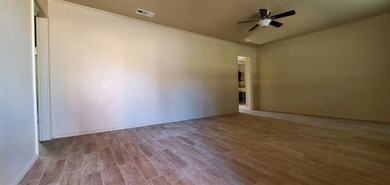 7825 Abbott Dr, Fort Worth, TX 76108 - photo 3