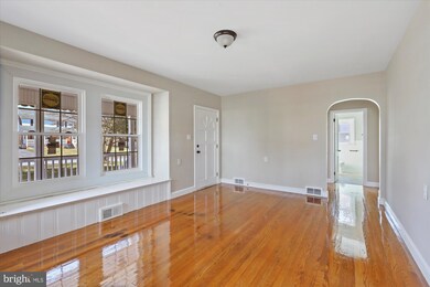 7654 Mentzer Gap Rd, Waynesboro, PA 17268 - photo 5