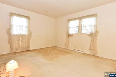 61 Mackay Ave, Waldwick, NJ 07463 - photo 5