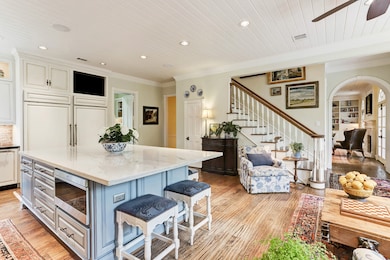 346 Knipp Rd, Houston, TX 77024 - photo 7