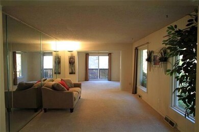 705 NW 18th St, Blue Springs, MO 64015 - photo 2