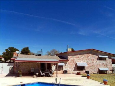 10204 Woodway Dr, El Paso, TX 79925 - photo 3