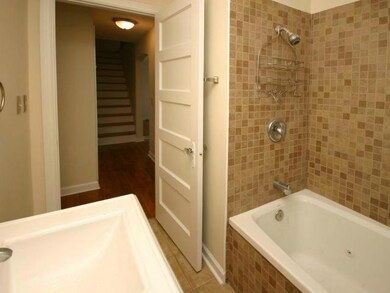 623 E Jeffrey Place, Columbus, OH 43214 - photo 4