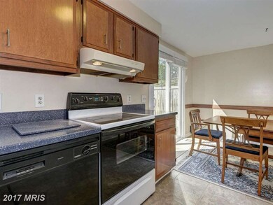 5 Seek Ct, Takoma Park, MD 20912 - photo 7