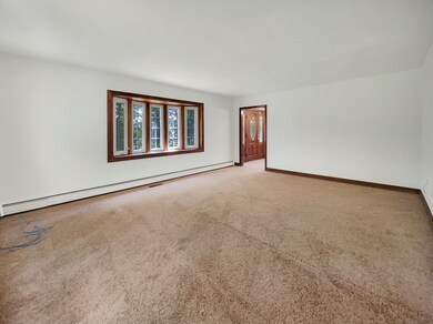 2 Roe Ln, Millbury, MA 01527 - photo 3