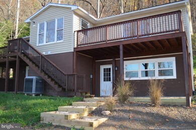 1233 Deer Rapids Rd, Strasburg, VA 22657 - photo 2