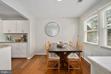 17517 Hoskinson Rd, Poolesville, MD 20837 - photo 4