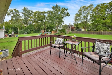 2N314 Euclid Ave, Glen Ellyn, IL 60137 - photo 4