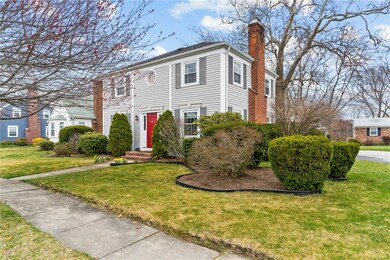 Impressive example of 1940's Colonial Revival arch