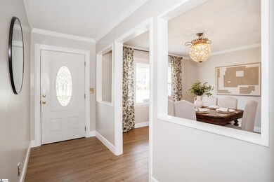 502 Avon Dr, Taylors, SC 29687 - photo 2