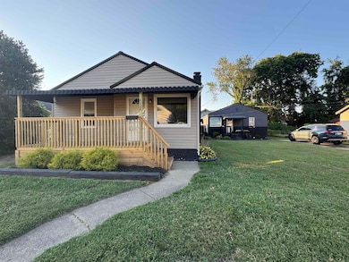 4328 Hughes St, Huntington, WV 25704 - photo 3