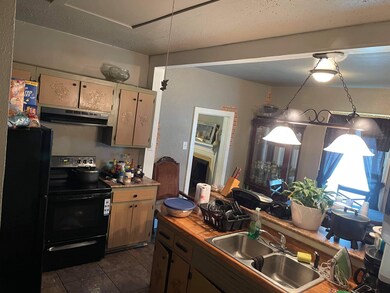 729 Gracey Ave, Clarksville, TN 37040 - photo 5