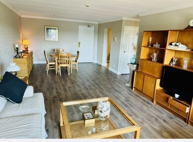 175 Quincy Shore Dr unit B75, Quincy, MA 02171 - photo 4