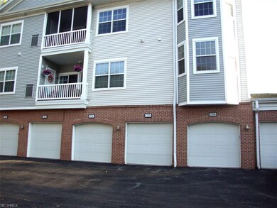 715 Aqua Marine Blvd unit 34, Avon Lake, OH 44012 - photo 3