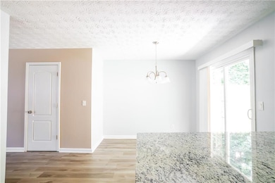 5538 Pineridge Ct, Forest Park, GA 30297 - photo 6