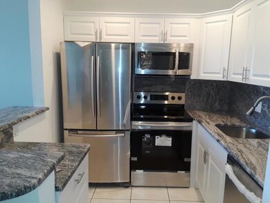 197 Easthampton I unit I, West Palm Beach, FL 33417 - photo 3
