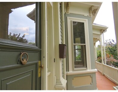 33 Russell St unit 33, Arlington, MA 02474 - photo 2