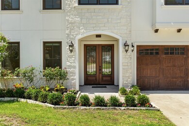 1059 W 41st St, Houston, TX 77018 - photo 2