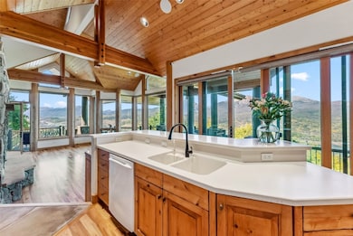 Cook with epic mountain views! Step through the sl