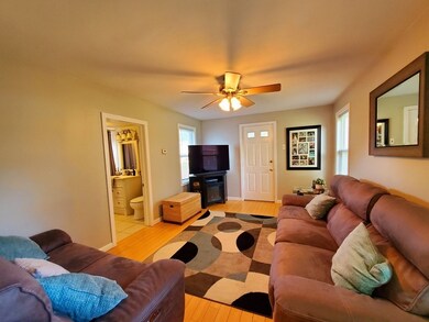 77 Yale St, Ludlow, MA 01056 - photo 6