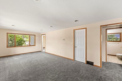 13 4th St N, Fairfield, MT 59436 - photo 2