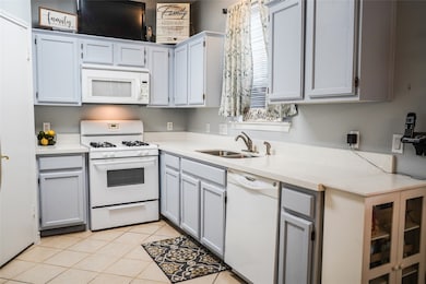 8122 Trail Side Dr, Houston, TX 77040 - photo 3