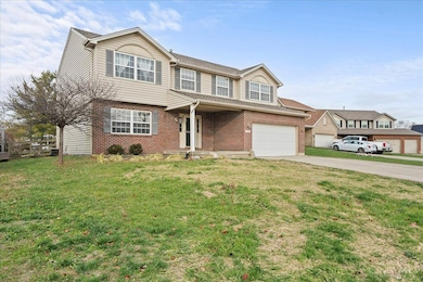 812 E Jameson Ct, Trenton, OH 45067 - photo 3