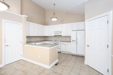 4907 Rays Circle 041