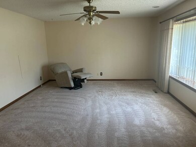 532 Charles Rd, Hebron, NE 68370 - photo 4