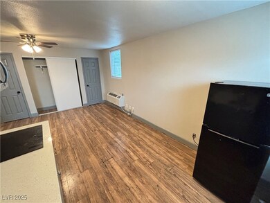 311 N 16th St unit 14, Las Vegas, NV 89101 - photo 7
