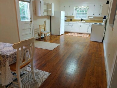4 - Kitchen