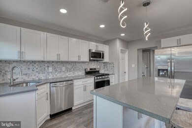 3901 Flowerton Rd, Baltimore, MD 21229 - photo 4