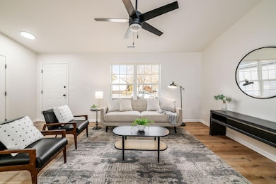 2977 Ironstone Dr, Columbus, OH 43231 - photo 6