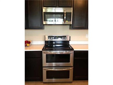Kitchen. Sellers upgraded to Stainless Steel Appli