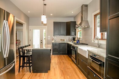 244 Caroline St, Saratoga Springs, NY 12866 - photo 7